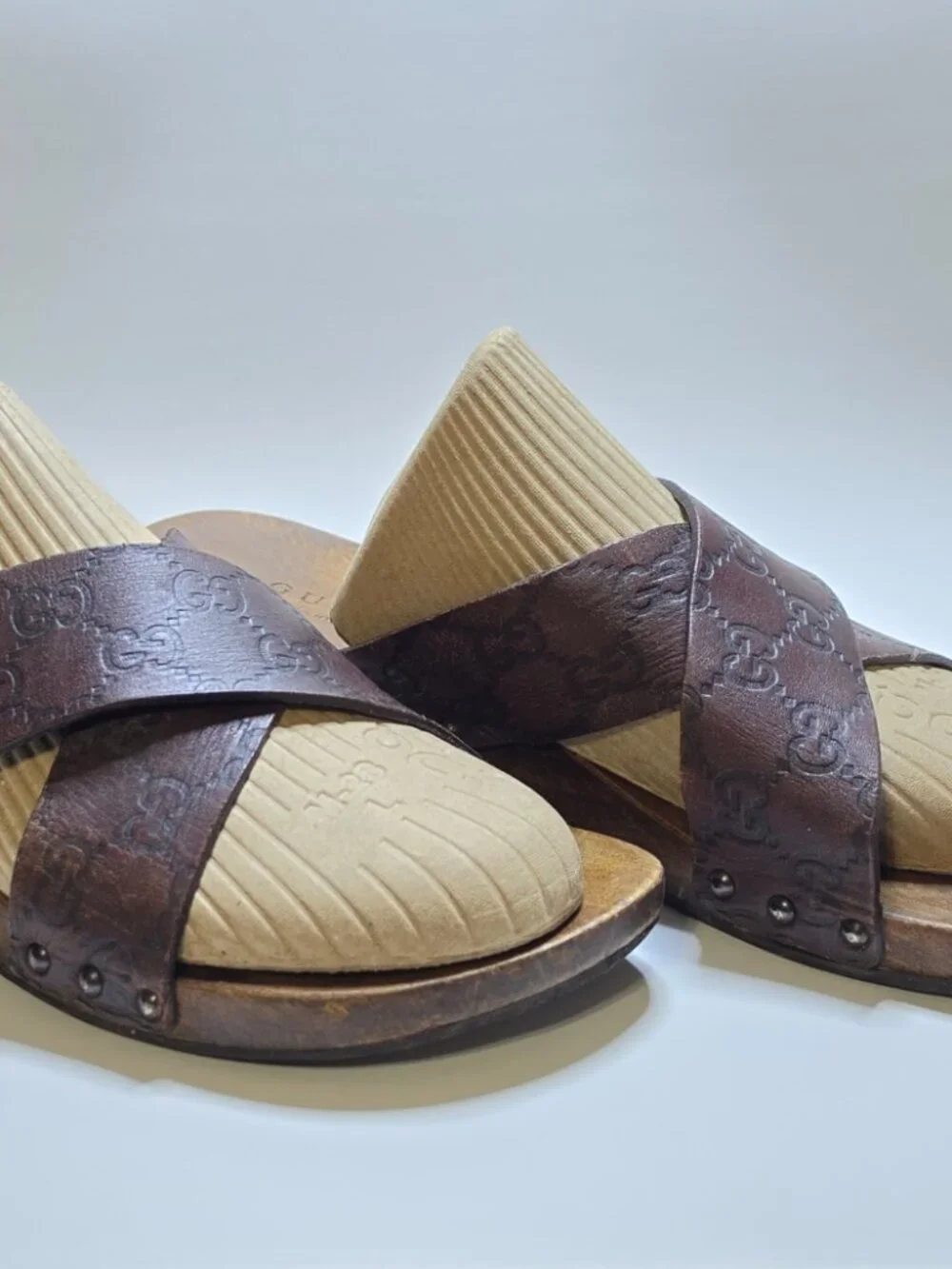 Gucci Guccissima Leather GG Monogram Wooden Cross Over Slide Sandals Sz. 9.5 USA